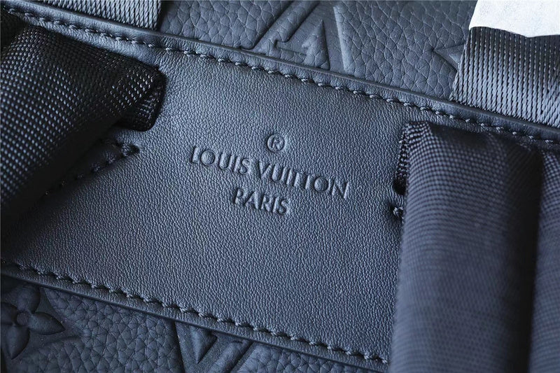 Franco Shops - Louis Vuittons  - 9559