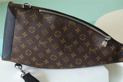 Franco Shops - Louis Vuittons  - 9950