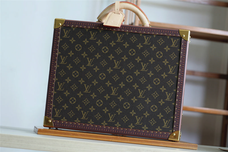 Franco Shops - Louis Vuittons  - 9516