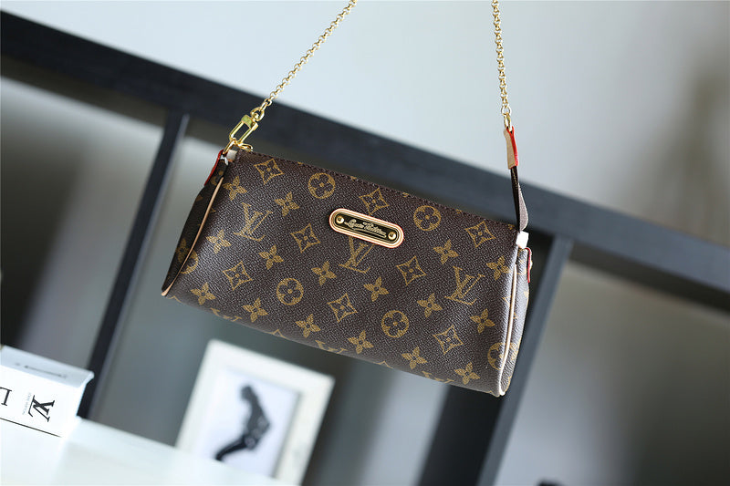 Franco Shops - Louis Vuittons  - 9377