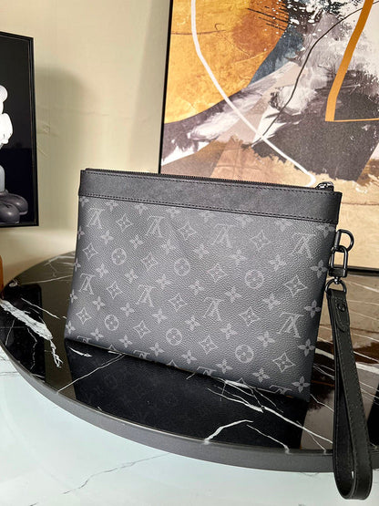 Franco Shops - Louis Vuittons  - 15736
