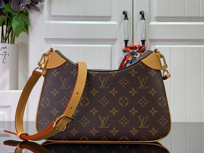 Franco Shops - Louis Vuittons  - 15244