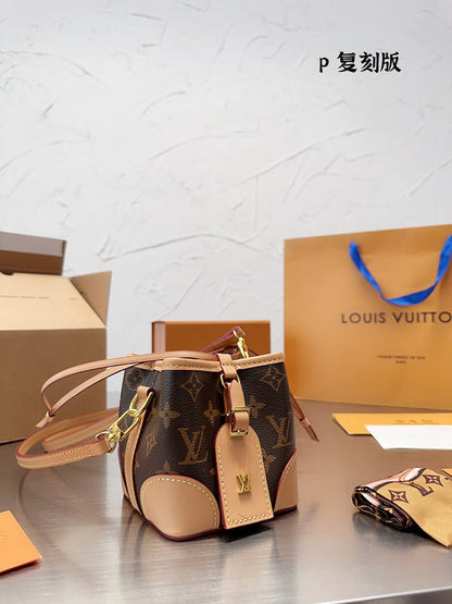 Franco Shops - Louis Vuittons  - 14945