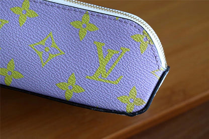 Franco Shops - Louis Vuittons  - 9320