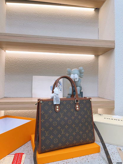 Franco Shops - Louis Vuittons  - 14901
