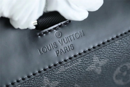 Franco Shops - Louis Vuittons  - 9668