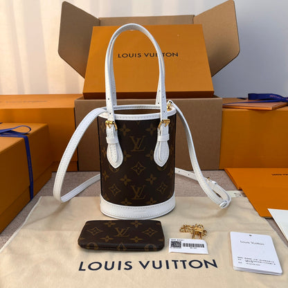Franco Shops - Louis Vuittons  - 15839