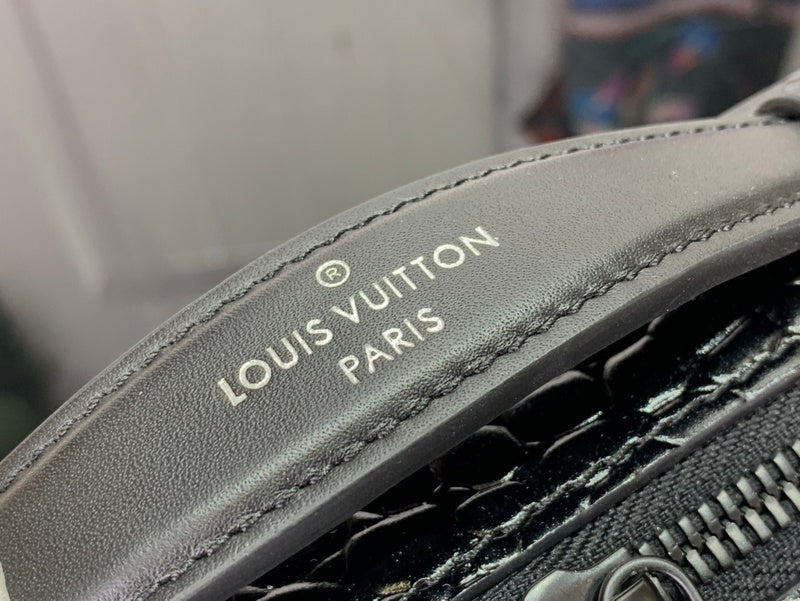 Franco Shops - Louis Vuittons  - 15814