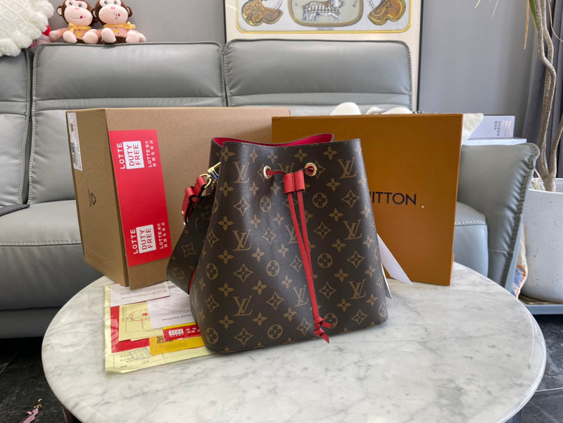 Franco Shops - Louis Vuittons  - 14862