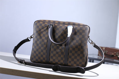 Franco Shops - Louis Vuittons  - 9857