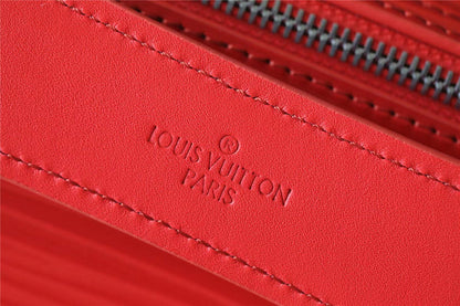 Franco Shops - Louis Vuittons  - 9890