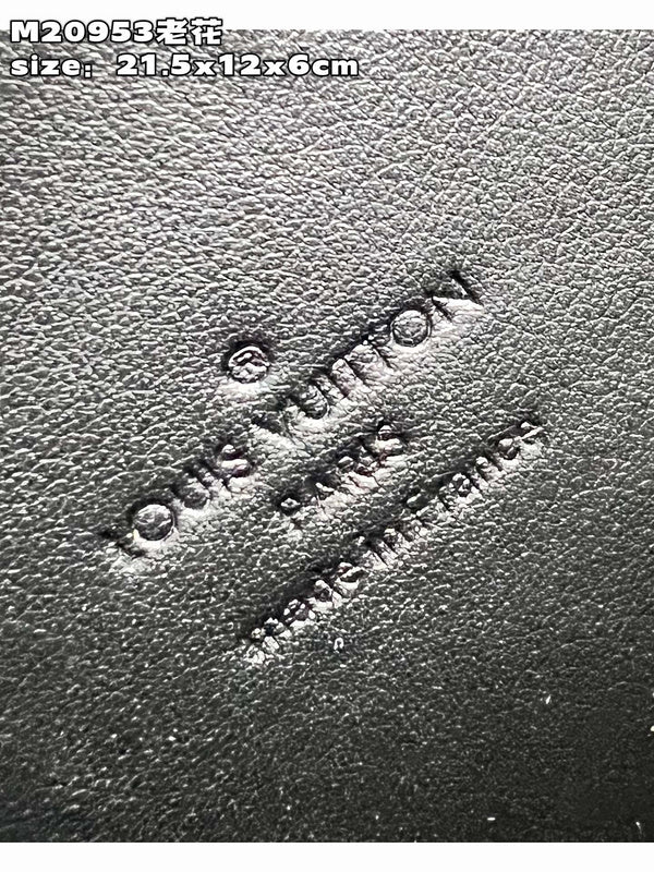 Franco Shops - Louis Vuittons  - 15400