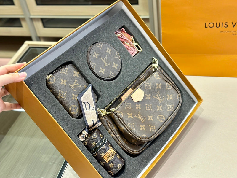 Franco Shops - Louis Vuittons  - 14899