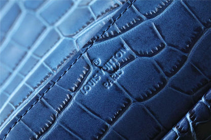 Franco Shops - Louis Vuittons  - 9957