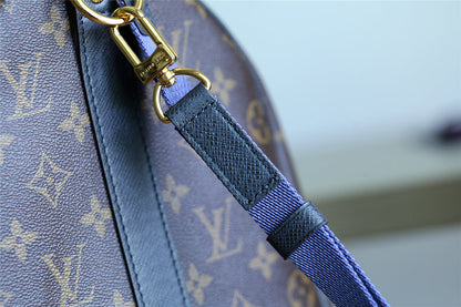 Franco Shops - Louis Vuittons  - 9444
