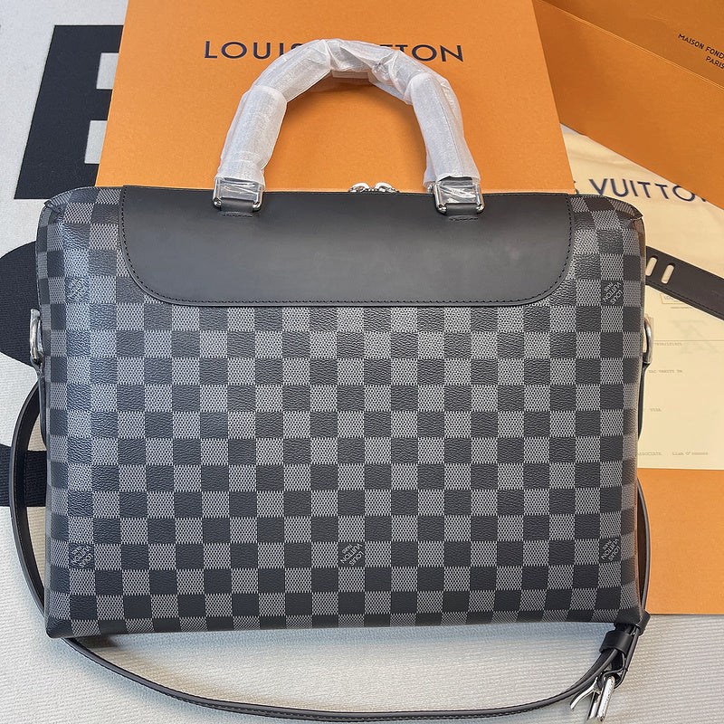 Franco Shops - Louis Vuittons  - 9817