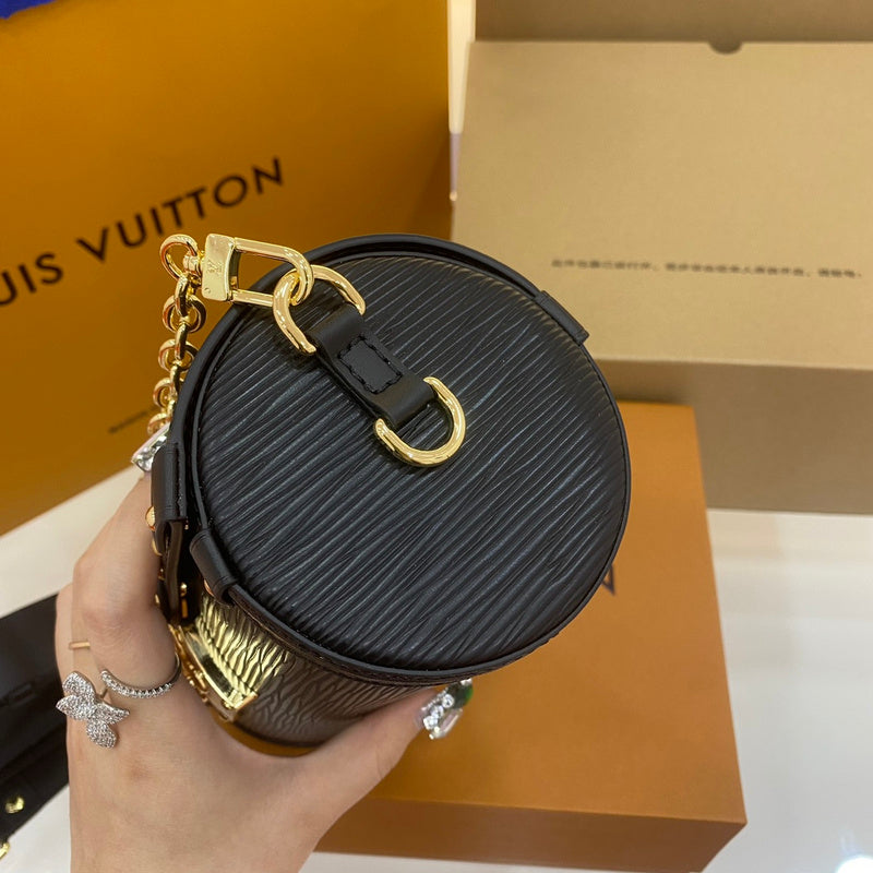 Franco Shops - Louis Vuittons  - 15068