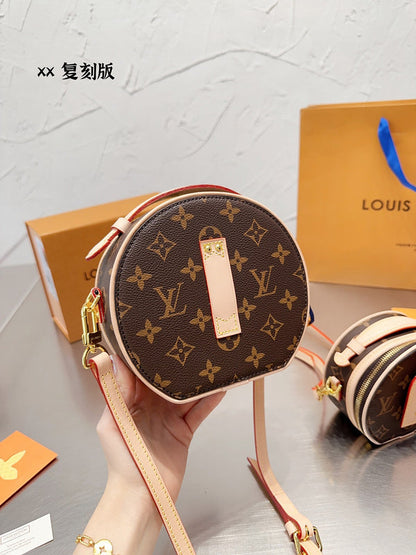 Franco Shops - Louis Vuittons  - 14917
