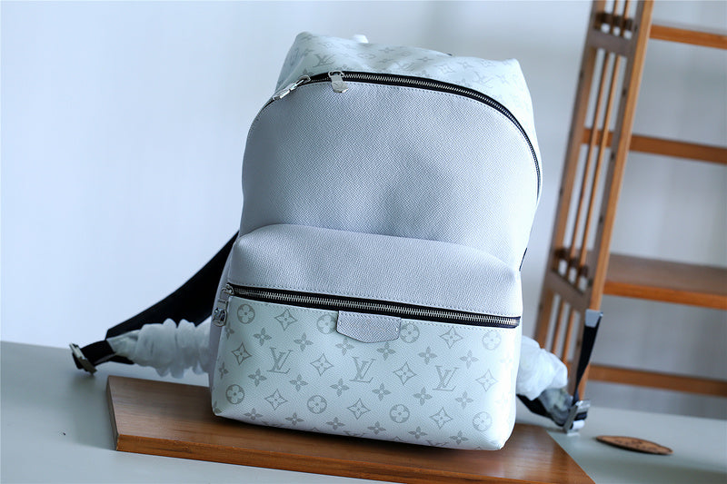 Franco Shops - Louis Vuittons  - 9766
