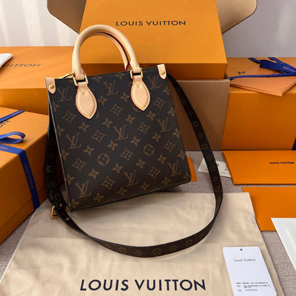Franco Shops - Louis Vuittons  - 15834