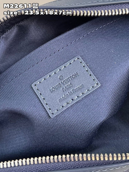Franco Shops - Louis Vuittons  - 15295