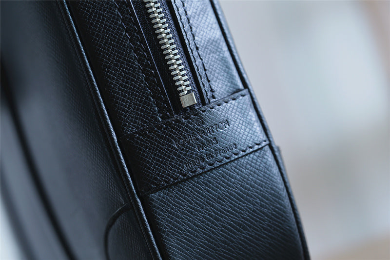 Franco Shops - Louis Vuittons  - 9849