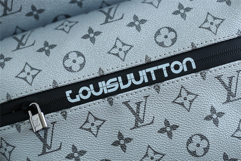 Franco Shops - Louis Vuittons  - 9758