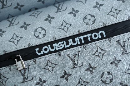 Franco Shops - Louis Vuittons  - 9758