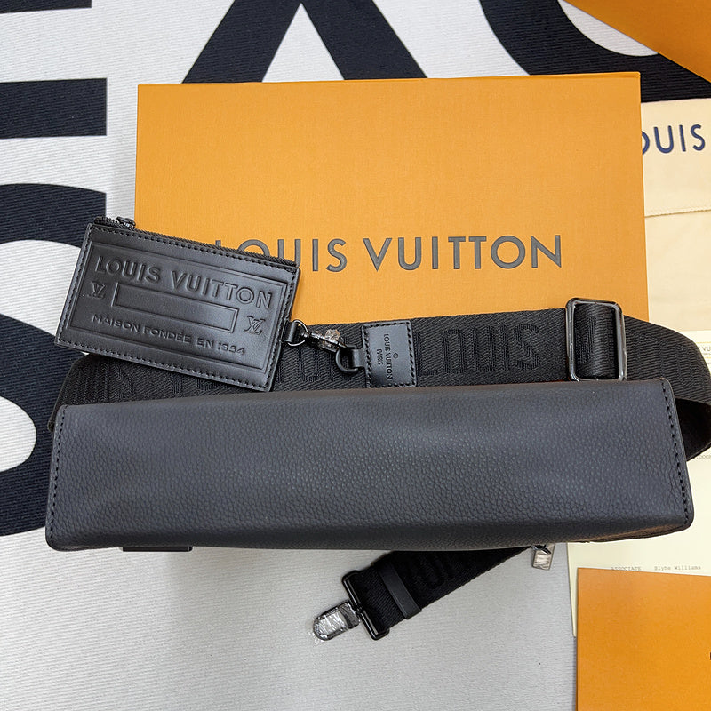 Franco Shops - Louis Vuittons  - 10035