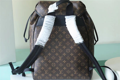 Franco Shops - Louis Vuittons  - 9556