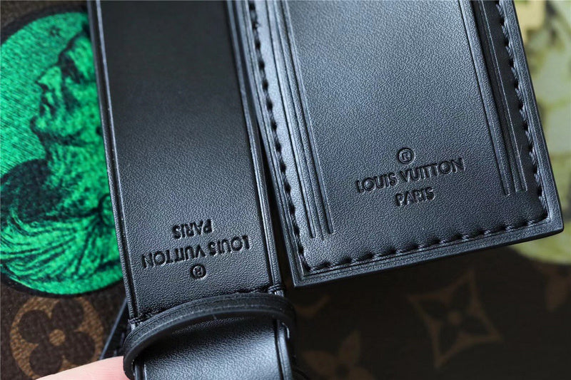 Franco Shops - Louis Vuittons  - 9436