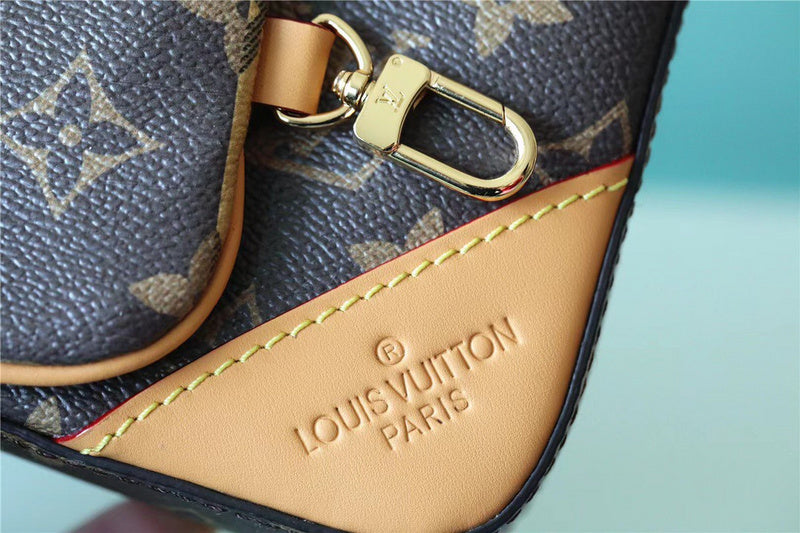 Franco Shops - Louis Vuittons  - 10053