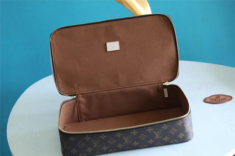 Franco Shops - Louis Vuittons  - 9205