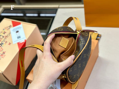 Franco Shops - Louis Vuittons  - 15036