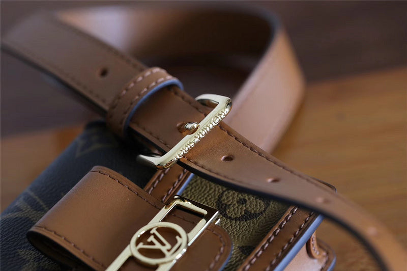 Franco Shops - Louis Vuittons  - 9339
