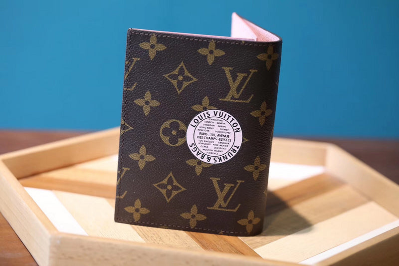 Franco Shops - Louis Vuittons  - 9315