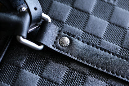 Franco Shops - Louis Vuittons  - 9850