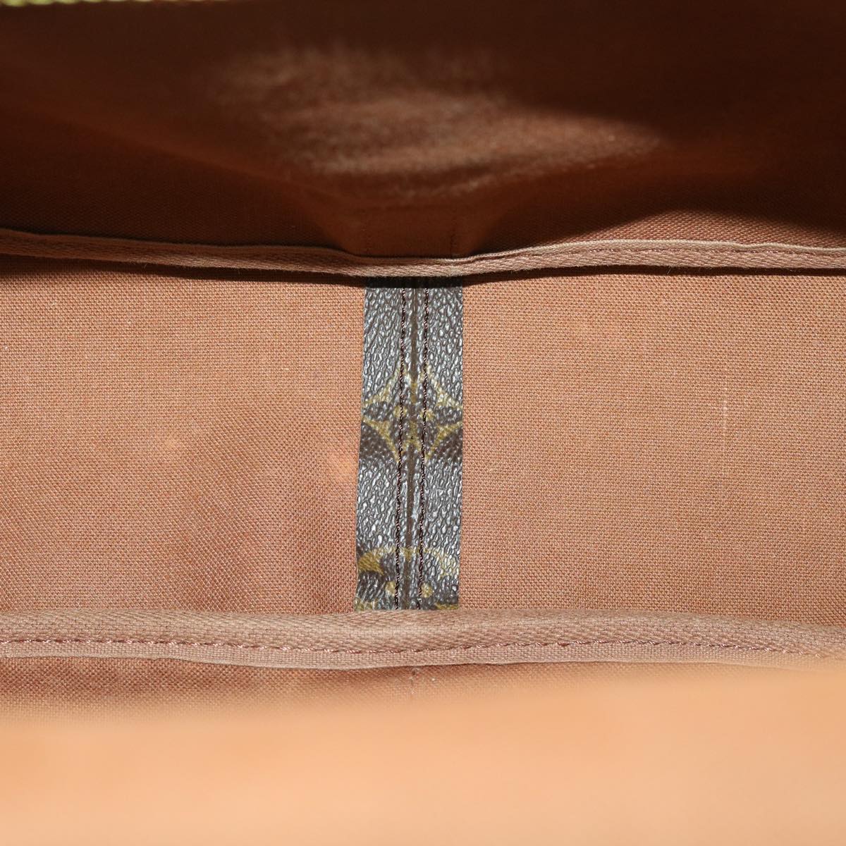 LOUIS VUITTON Monogram Saumur 35 Shoulder Bag M42254 LV Auth am3305