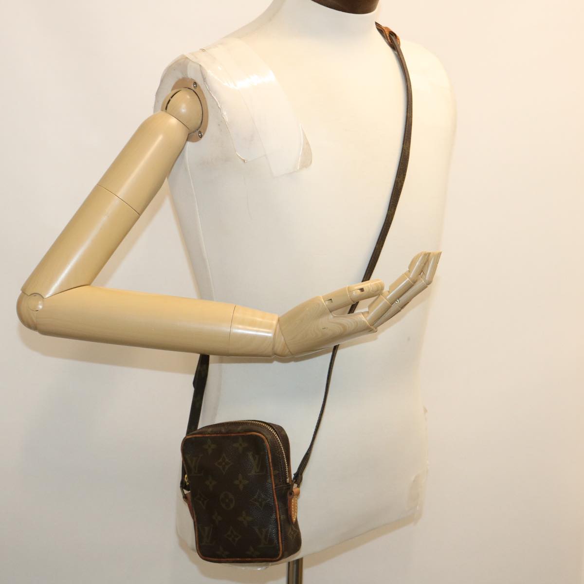 LOUIS VUITTON Monogram Mini Danube Shoulder Bag M45268 LV Auth ar7080