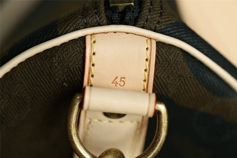 Franco Shops - Louis Vuittons  - 9473