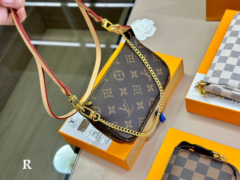 Franco Shops - Louis Vuittons  - 15010