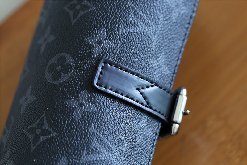 Franco Shops - Louis Vuittons  - 9364