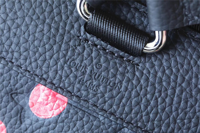 Franco Shops - Louis Vuittons  - 9647