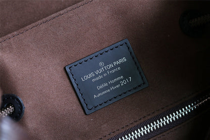 Franco Shops - Louis Vuittons  - 9685