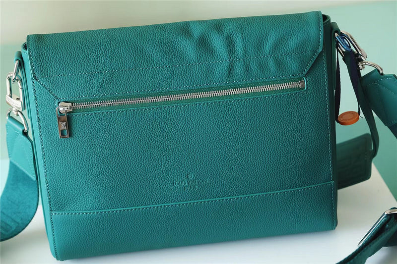 Franco Shops - Louis Vuittons  - 9921