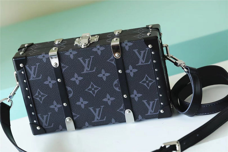 Franco Shops - Louis Vuittons  - 9935
