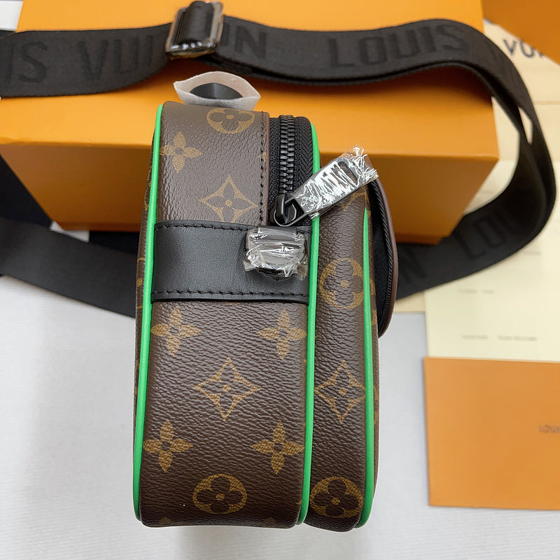 Franco Shops - Louis Vuittons  - 10095