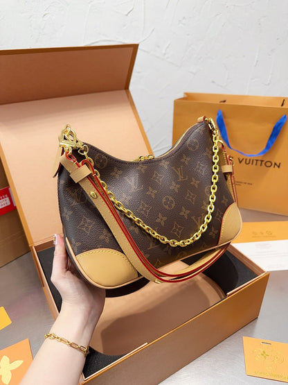 Franco Shops - Louis Vuittons  - 15025
