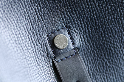 Franco Shops - Louis Vuittons  - 9751