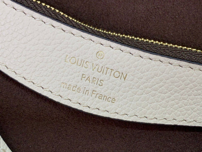 Franco Shops - Louis Vuittons  - 15658